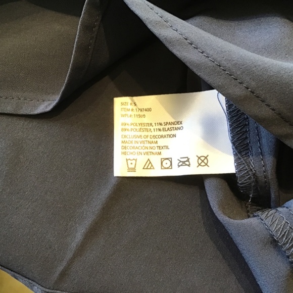 Rev3 Womens Blouse Blue V-Neck Long Sleeves Top Tunic Stretch Soft Relaxed Fit - Picture 6 of 6